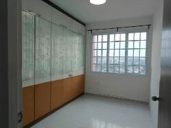 Blk 11 Toh Yi Gardens (Bukit Timah), HDB 4 Rooms #547217191